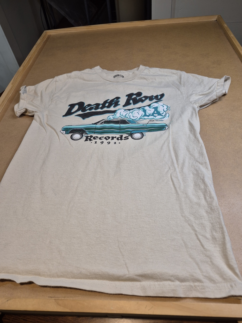 Death Row Records 1991 Graphic Tee - Cream with Teal Car Artwork 4609/7